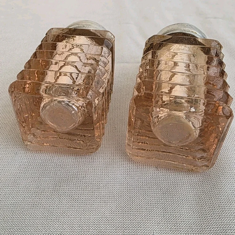 Anchor Hocking Pink Manhattan Depression Glass Horizontal Ribbed Pattern Salt...
